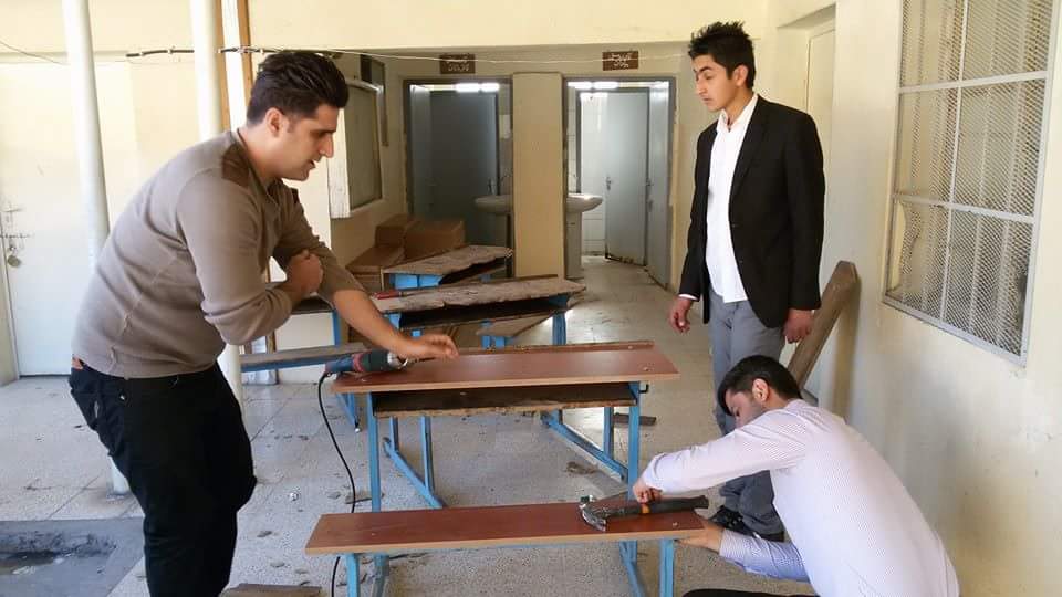 مامۆستایه‌ك به‌بێ به‌رامبه‌ر ره‌حله‌ شكاوه‌كان چاكده‌كاته‌وه‌